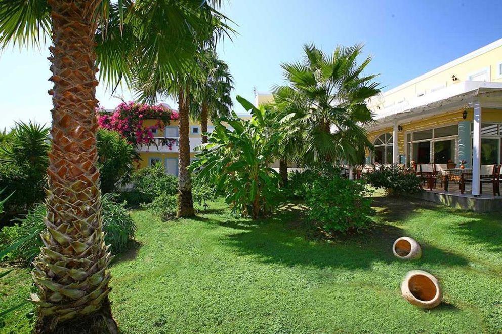 Cavo D' Oro Hotel Marmari  Buitenkant foto